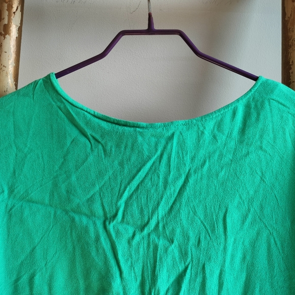 Plus Size Mint Peplum Top - Picture 4 of 11